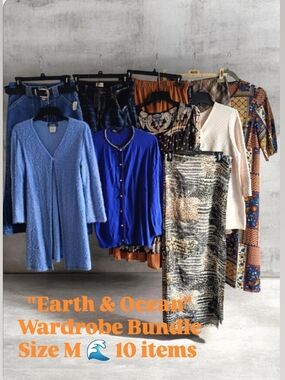 "Earth & Ocean" Wardrobe Bundle🌊Size M🌊10 iyems